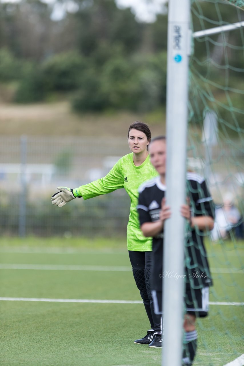 Bild 195 - Frauen FSC Kaltenkirchen - SG Daenisch-Muessen : Ergebnis: 7:1